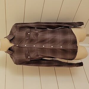 American Eagle Outfitters xs grey plaid pearl snap button down shirt